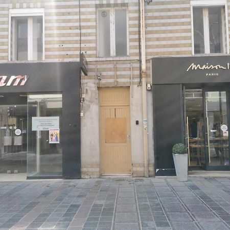 Apartamento Le Bourbon Hypercentre Charleville-Mézières Exterior foto