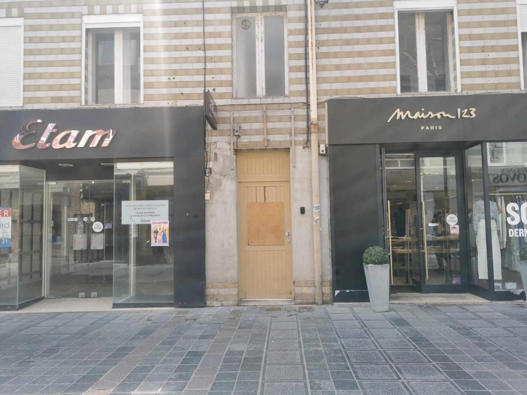 Apartamento Le Bourbon Hypercentre Charleville-Mézières Exterior foto