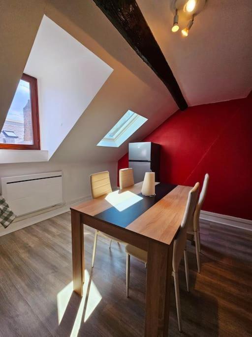 Apartamento Le Bourbon Hypercentre Charleville-Mézières Exterior foto