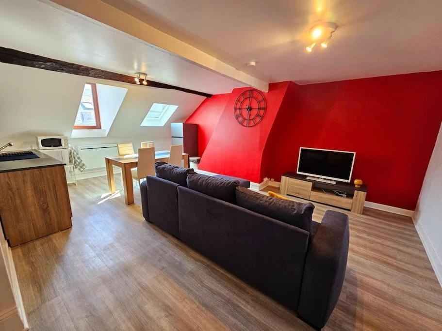 Apartamento Le Bourbon Hypercentre Charleville-Mézières Exterior foto